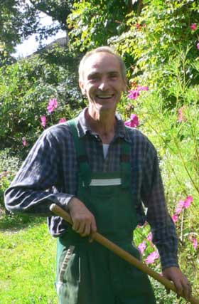 Der Biogartendienst bei der Arbeit